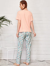 Conjunto de pijama con gráfico de bicicleta y nube blanca